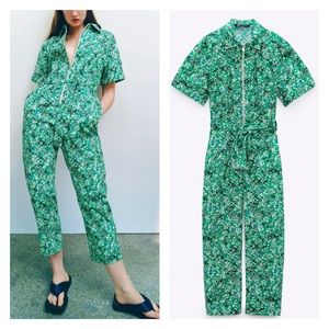 ZARA Printed Floral Belted Jumpsuit Coquette Fashion with Zip Front M Party